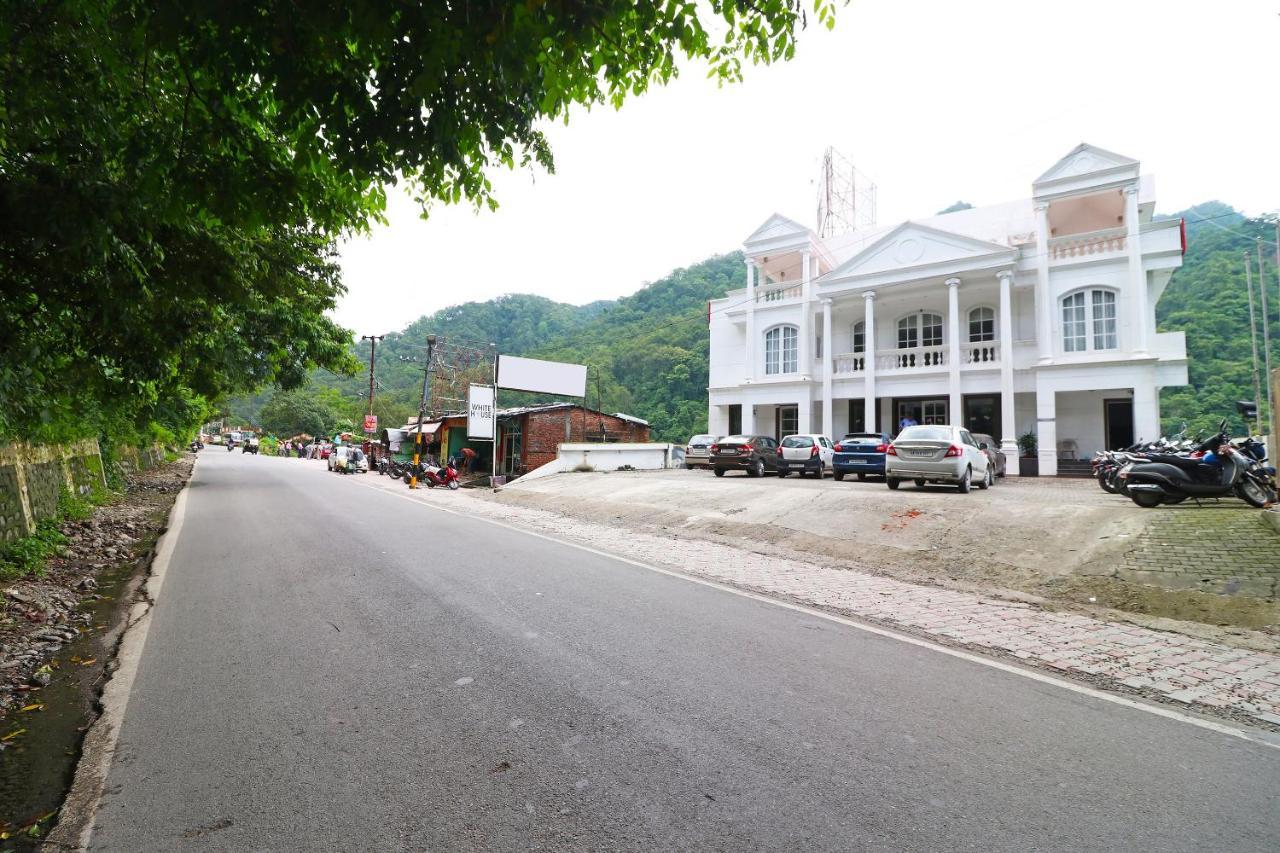 Capital O 3600 Hotel Royal Windsor Kathgodam Exterior photo